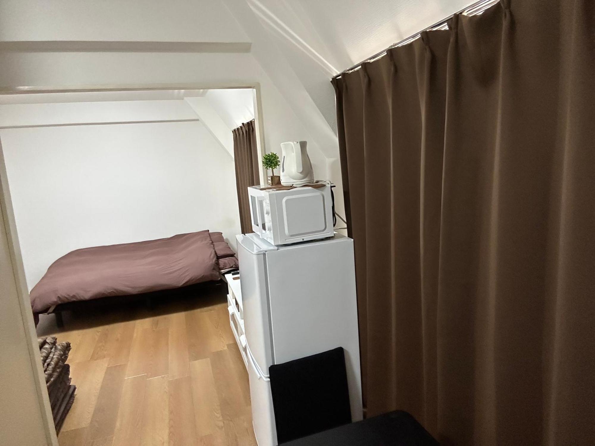 Guest House Zwell Hakata Ohori Park Fukuoka  Esterno foto