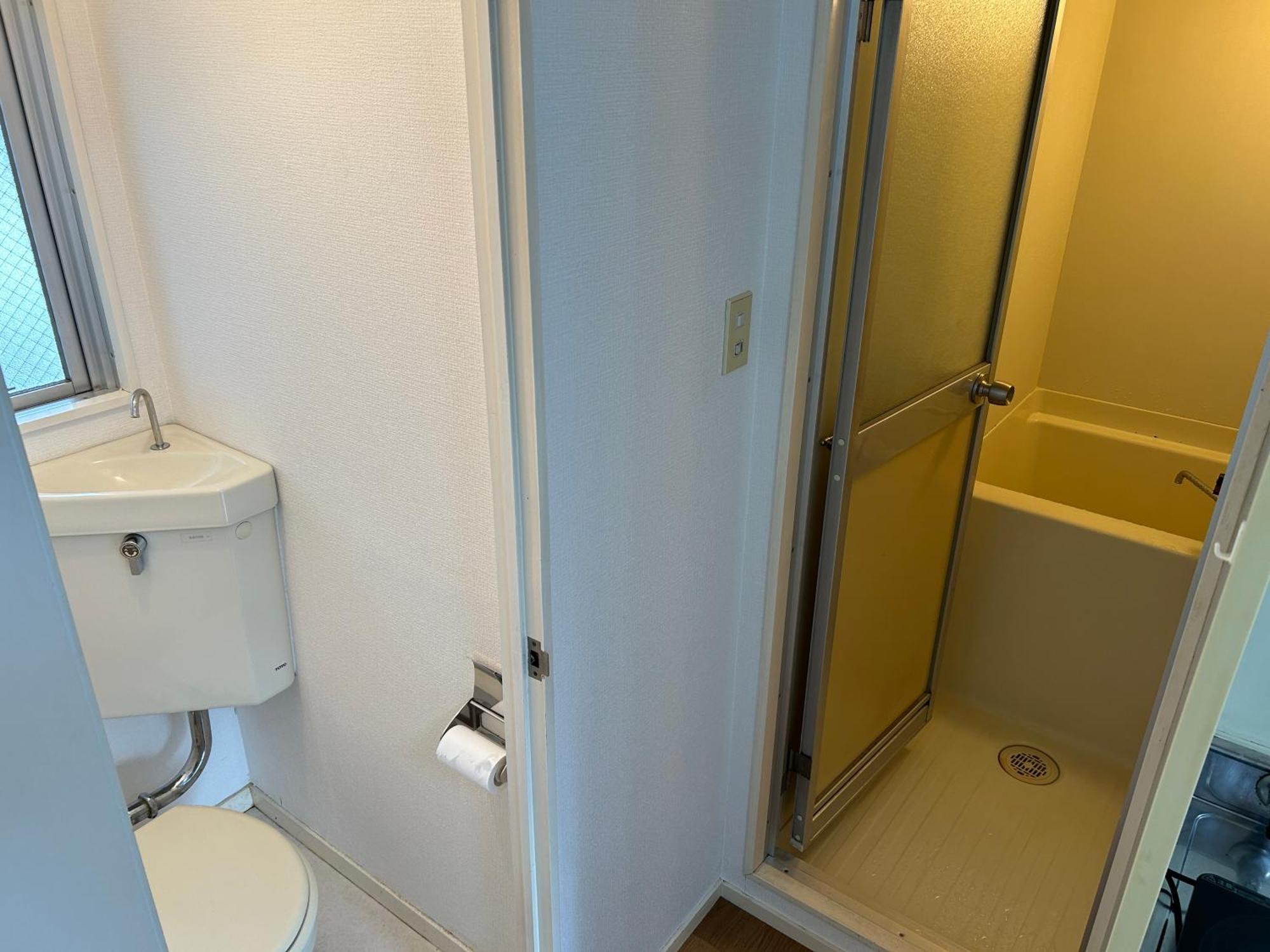 Guest House Zwell Hakata Ohori Park Fukuoka  Esterno foto
