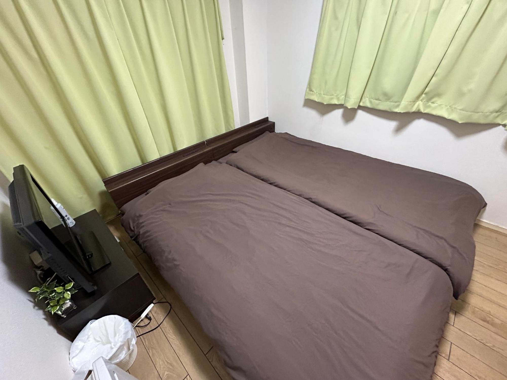 Guest House Zwell Hakata Ohori Park Fukuoka  Esterno foto